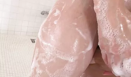 فشار عكس سكسي الكسيس آن را در الاغ خود را حلقه نامزدی.